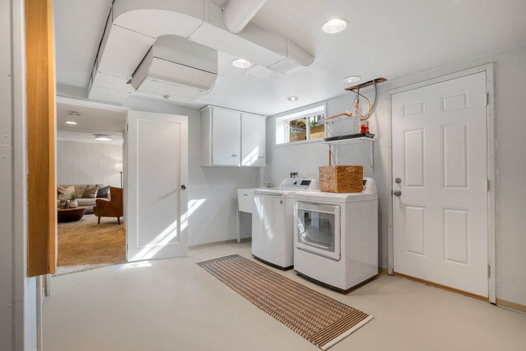 3016 42nd Ave W_0040